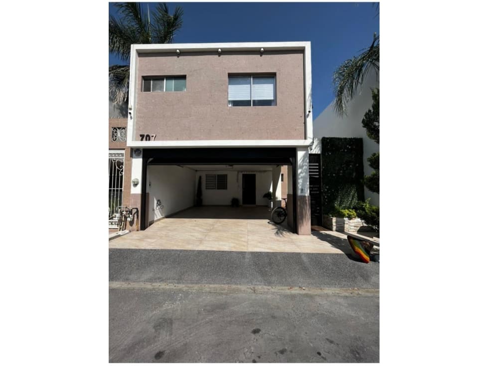 CASA EN VENTA EN FRACCIONAMIENTO SERENA EN GUADALUPE NUEVO LEON - 1