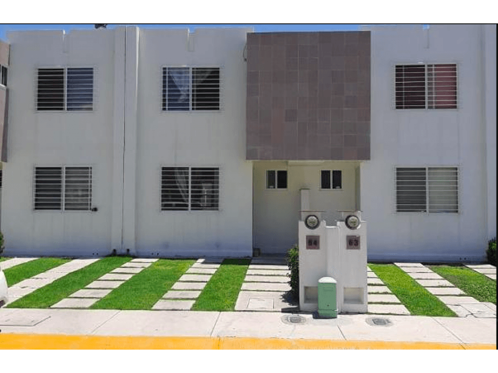Casa en condominio FRAC. VIÑEDOS REMATE $$1,027,000.00 - 1