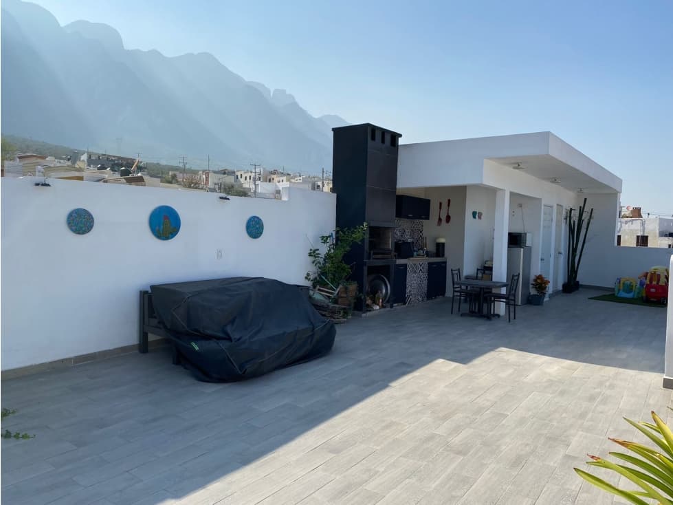 Casa en Venta en Santa Catarina - 1