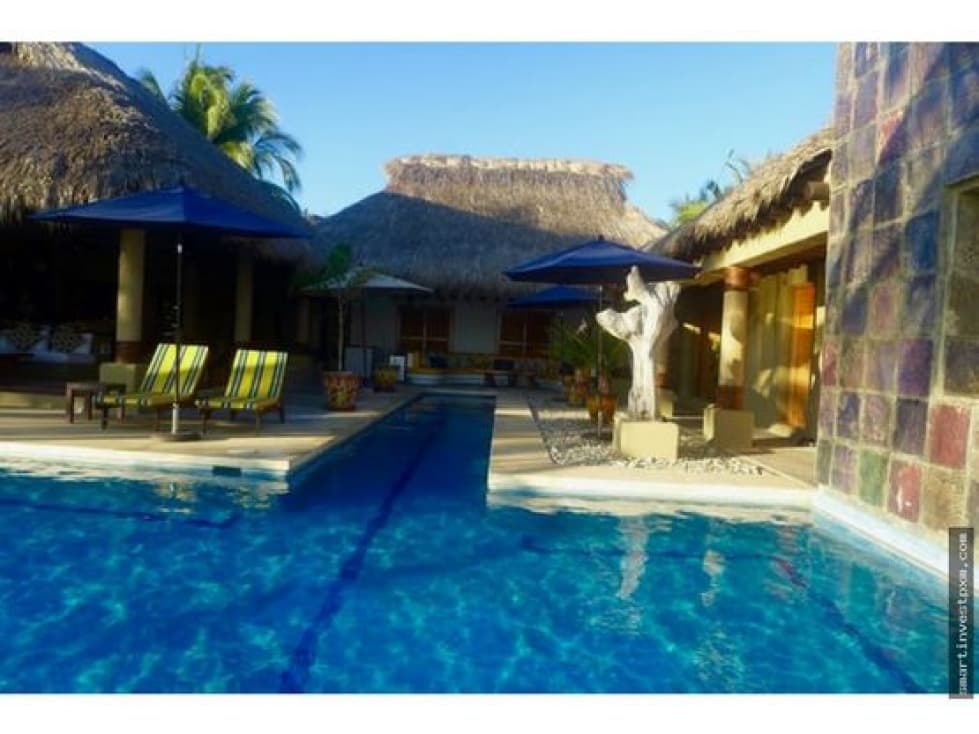 Costa Cumana/ Casa de Playa / Segunda línea de Playa - 1