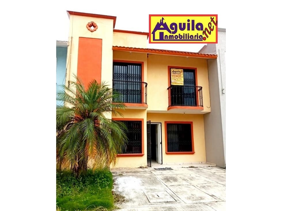 Clave: 586. águila VENDE casa. Elegantes acabados en madera. - 1