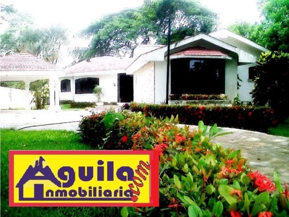 Clave: 231. Renta amplia casa con terreno de 1,500m2 - 1