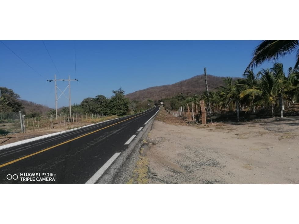 20 HECTAREAS EN VENTA A ORILLA DE CARRETERA FED A 30 MIN DE PUERTO ESC - 1