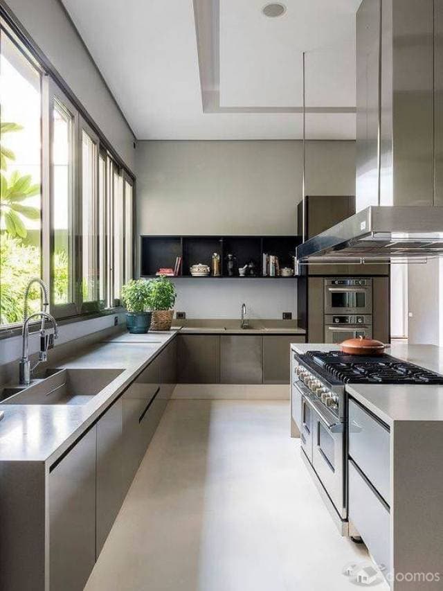 EXCELENTE CASA EN LOMAS DE BELLAVISTA - 1