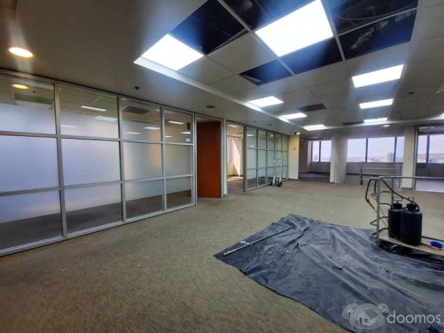 Renta de Oficina en Blvd. Agua Caliente, 375m2 - 1