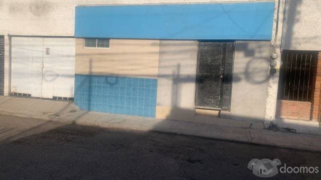 SE VENDE LOCAL EN COL. LAURELES - 1
