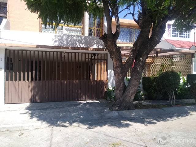 CASA EN VENTA EN ARBOLEDAS - 1