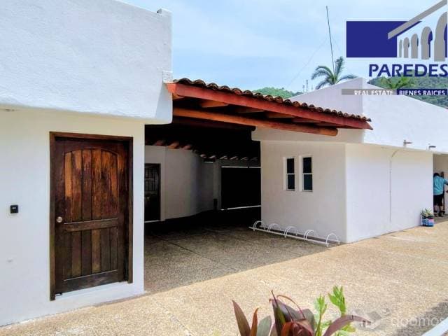C120 Casa en Venta 3 recamaras y piscina en Ixtapa Zihuatanejo - 1