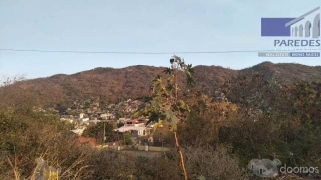 Zihuatanejo El hujal venta Terreno 330 mts avenida de Los Hujes T524 - 1