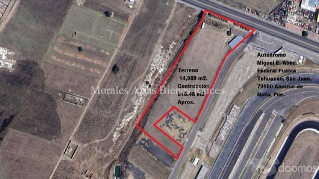 Terreno plano con uso comercial y acceso a pie de carretera en Amozoc, Puebla - 1