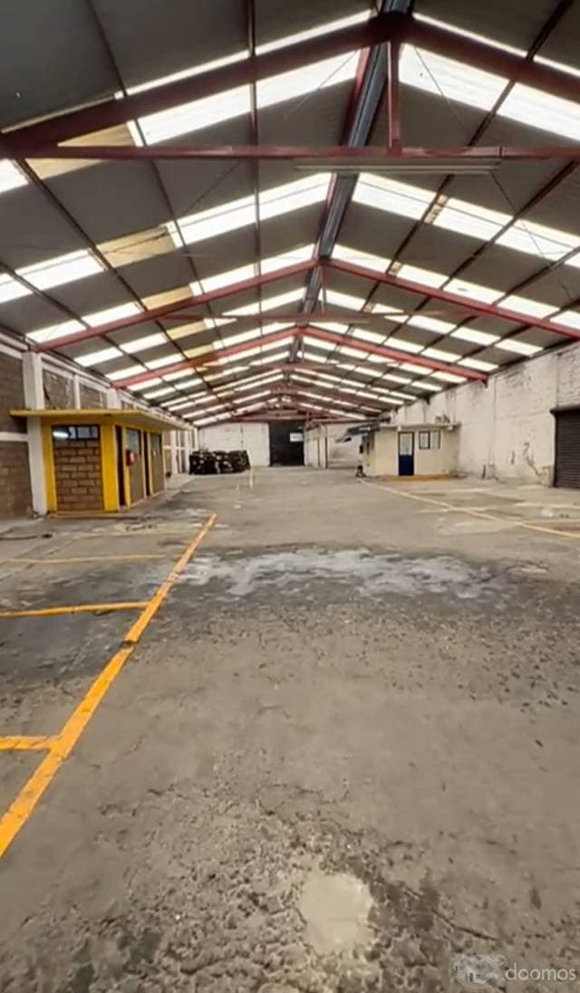 SE VENDE CENTRICA BODEGA EN COL TRANSITO - 1