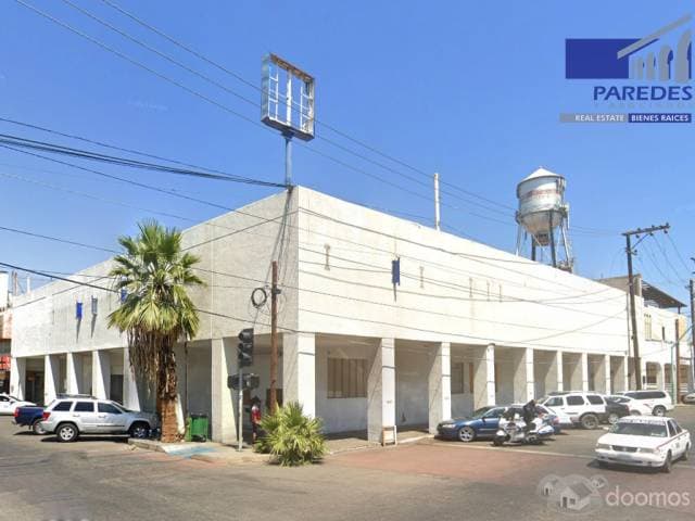 B702 Local comercial Bancario en Venta en Esquina Mexicali, BC - 1