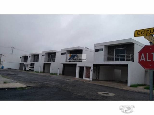CASA EN VENTA EN MONCLOVA, FRACC. LAS PALMAS - 1
