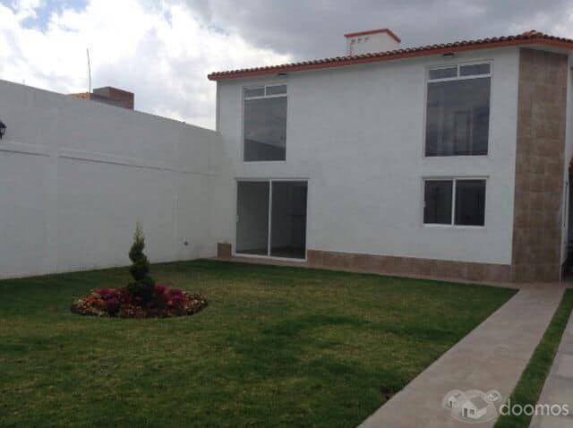 SE RENTA RESIDENCIA EN TEXCOCO CERCA DE UVM - 1