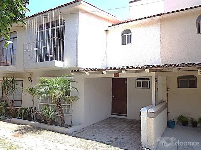 Casa en Excelente zona:Fraccionamiento Villa Palmas - 1