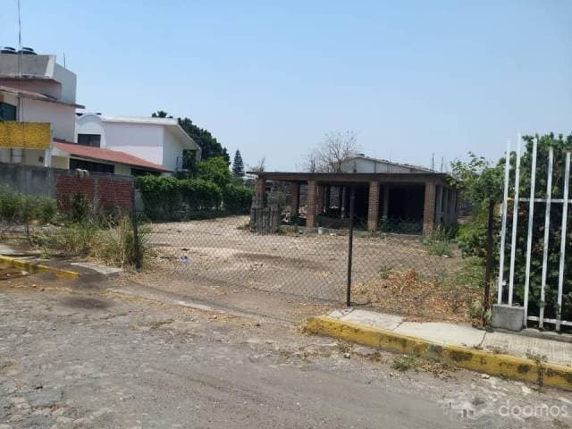 Terreno en Vergeles de Oaxtepec, plano, 1025 metros cuadrados - 1