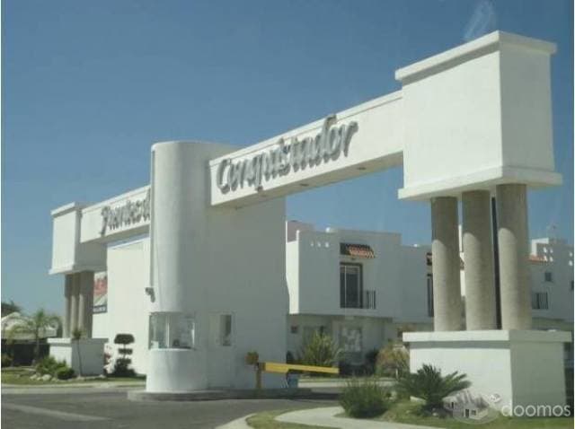 rento casa $4,600 en Celaya,Gto cerca de Toyota,Parque la Amistad - 1