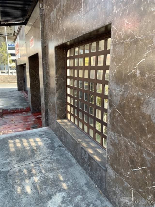 Edificio en renta en Periferico - 1