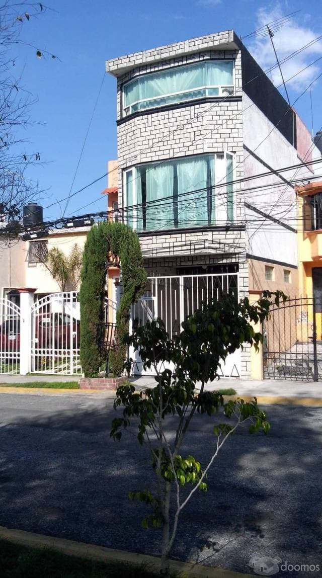 SE VENDE CASA EN ATIZAPAN DE ZARAGOZA - 1