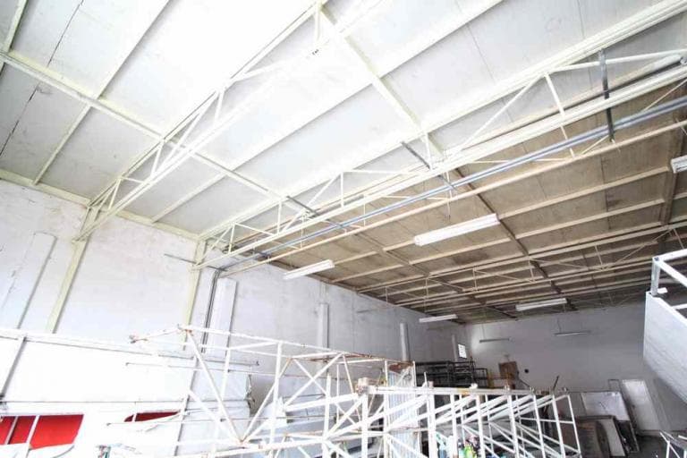 Bodega comercial VENTAS con oficinas en Villahermosa - 1