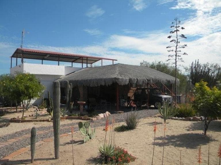 Se Vende Casa a Precio de Remate - 1