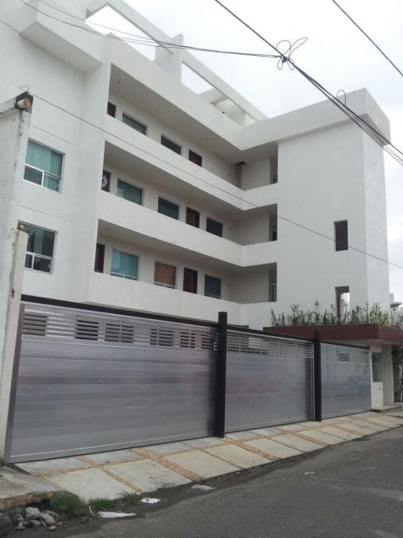 Precioso departamento ubicado cerca de colegios y bancos - 1