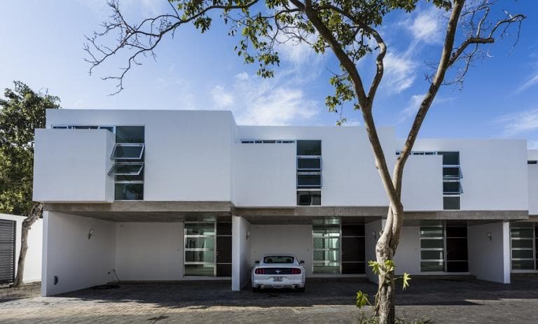 ESTRENA VILLA EN RESIDENCIAL MONTECRISTO - 1