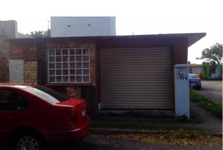 Casa acondicionada para local comerical - 1