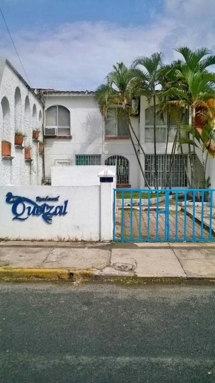 Departamento amueblado se renta - 1