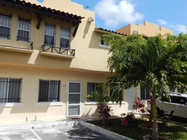CASA EN RENTA REAL IBIZA PLAYA DEL CARMEN - 1