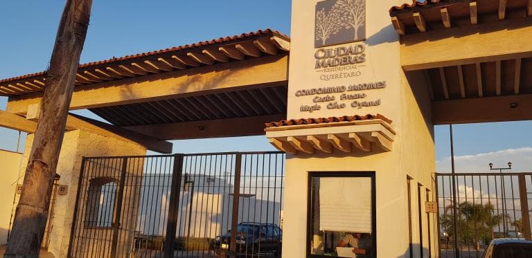 Venta de Terreno en Cd Maderas, El Marqués - 1