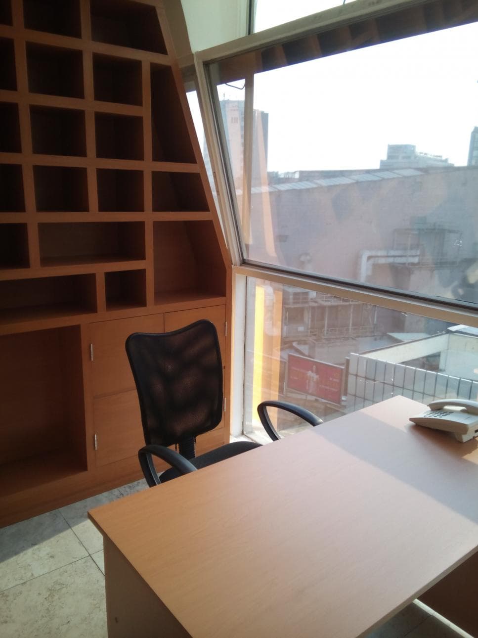 RENTO OFICINA EN LA CONDESA - 1