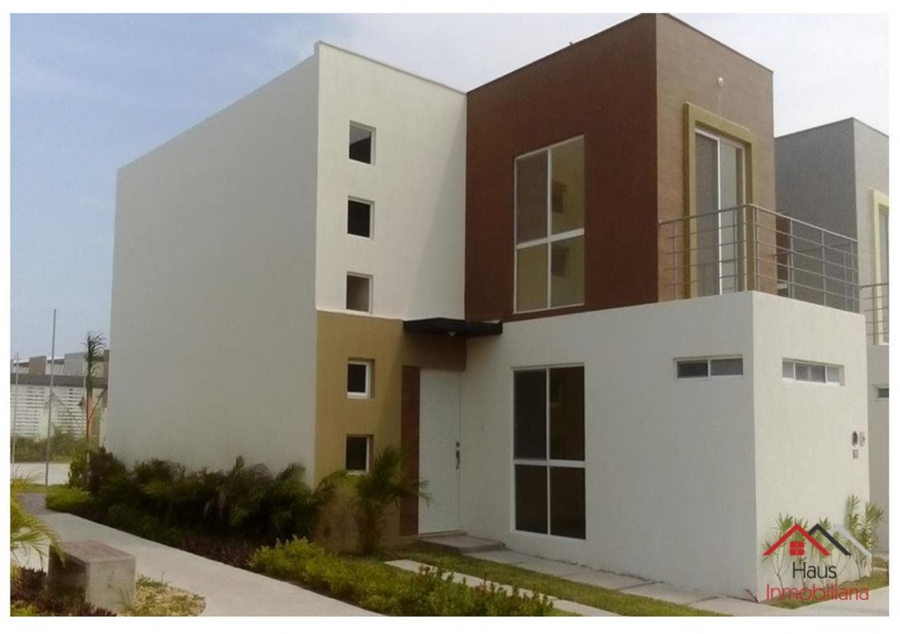Casa Especial de 3 recamaras en Cluster Residencial - 1