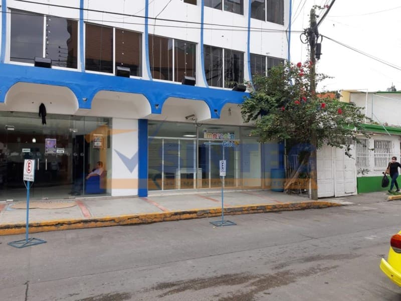 RENTA OFICINA PRIMER PISO COL. TAJIN POZA RICA VERACRUZ, Tajin - 1