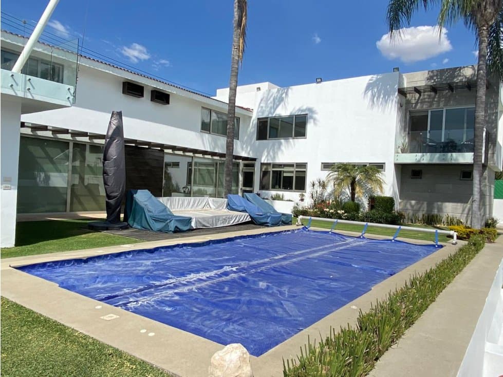 ESPECTACULAR RESIDENCIA EN LOMAS DE COCOYOC - 1