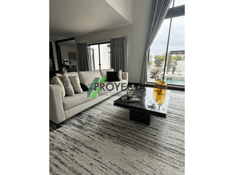 EN VENTA CASA EN LAGUNAS DE MIRALTA - 1