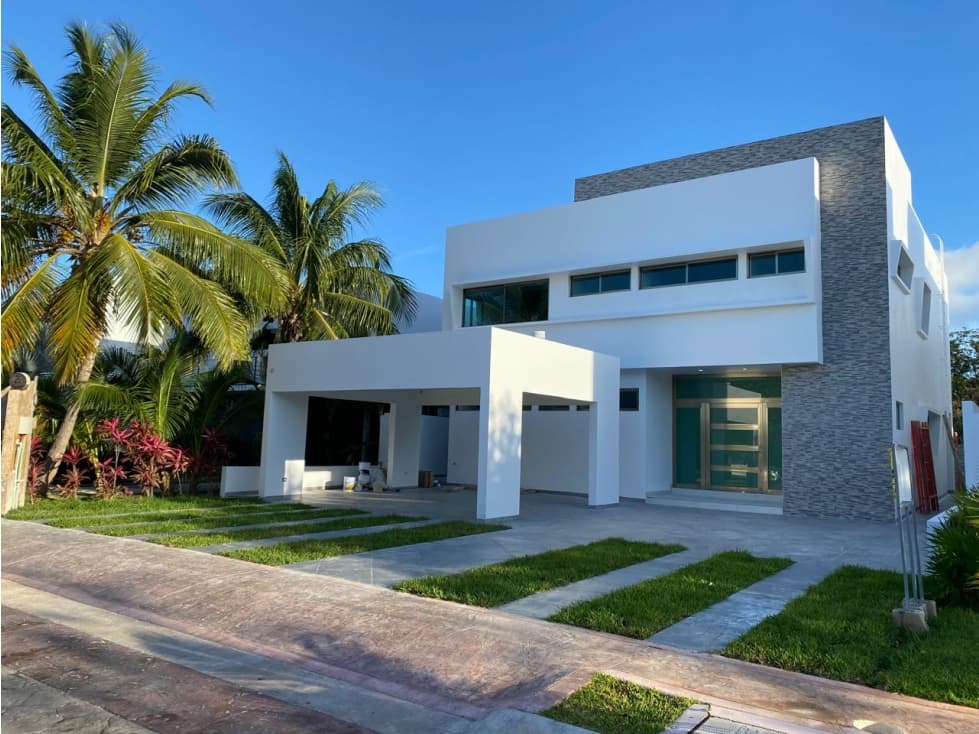 RESIDENCIAL LAGOS DEL SOL SE RENTA CASA MODERNA Y LUJOSA - 1