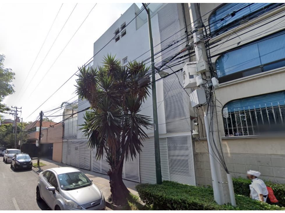 Casa en Remate en Del Valle Sur, F-487 - 1