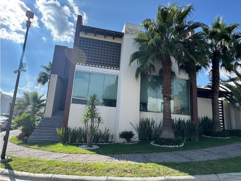 CASA EN RENTA EN LOMAS DE ANGELOPOLIS I CLUSTER 777 - 1