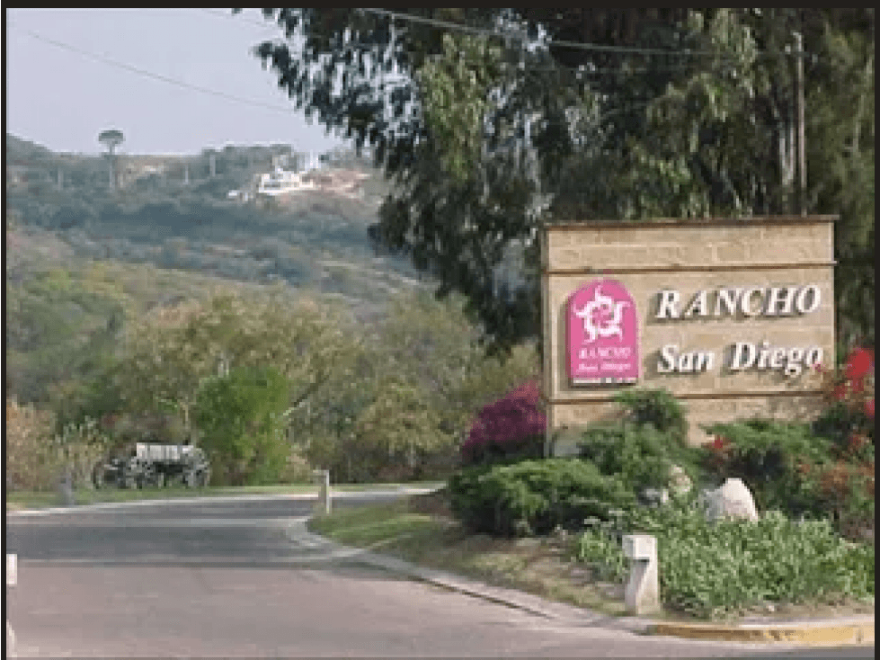 Lote en Venta en Rancho San Diego excelente precio. - 1