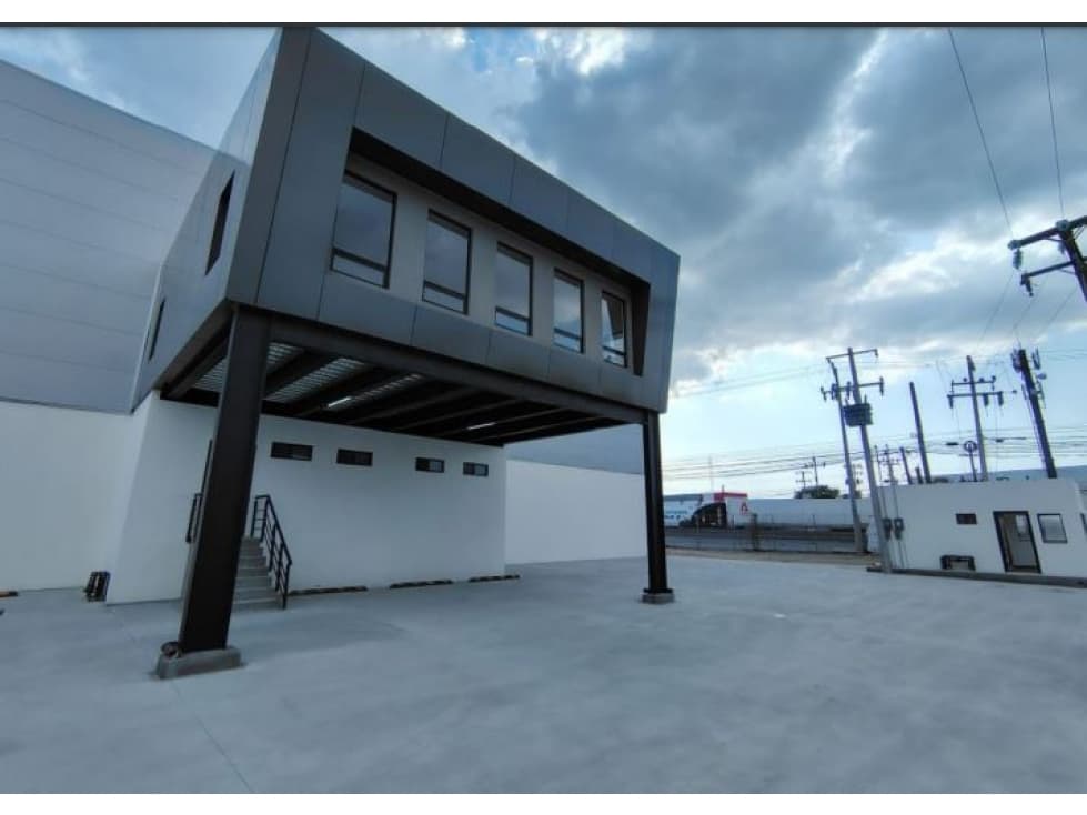BODEGAS NUEVAS RENTA CARR LAREDO 1241 HASTA 14.000 M 2 $ 120 M2 - 1