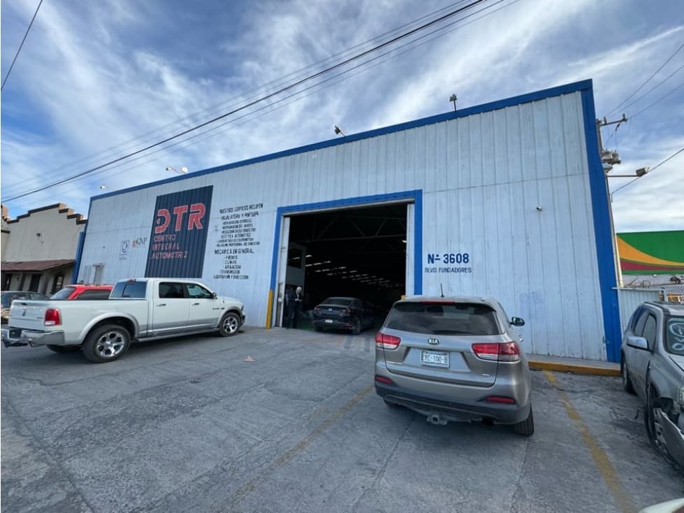 Bodega en Venta Blvd. Fundadores - 1
