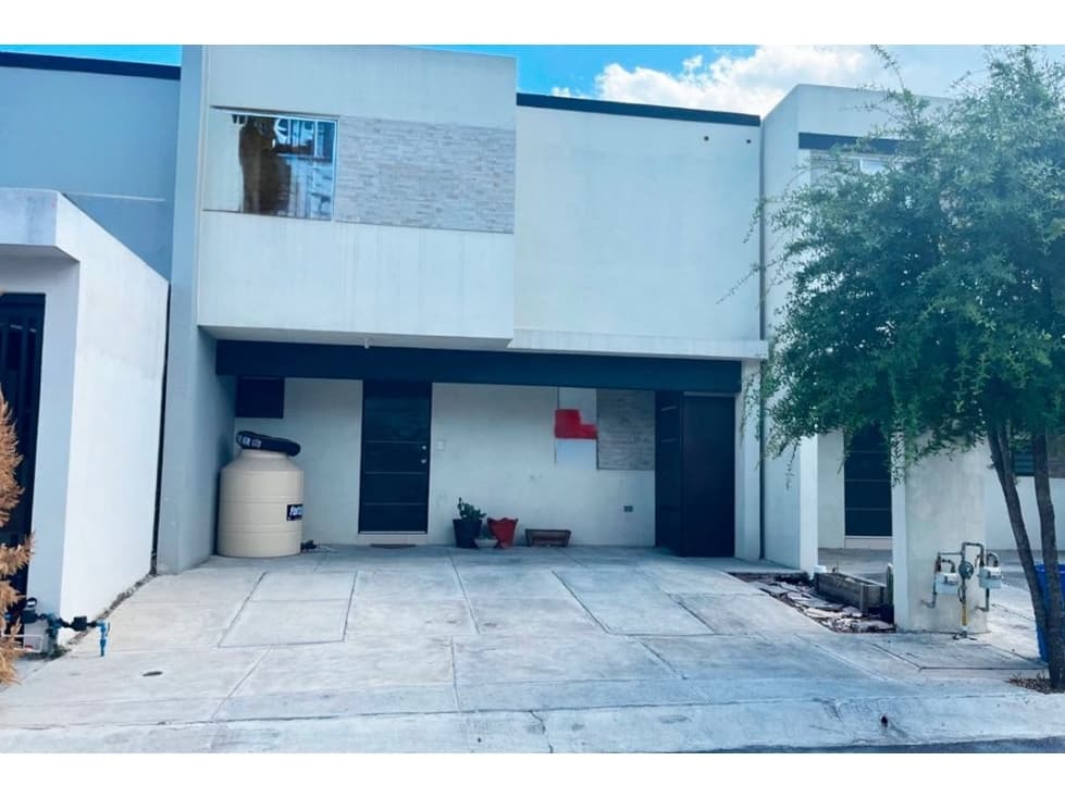Casa amueblada en renta Paseo Amberes, Guadalupe N.L. - 1