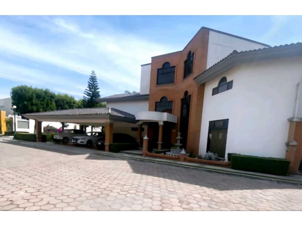 Casa en Venta en Fraccionamiento El Campanario, San Pedro Cholula - 1