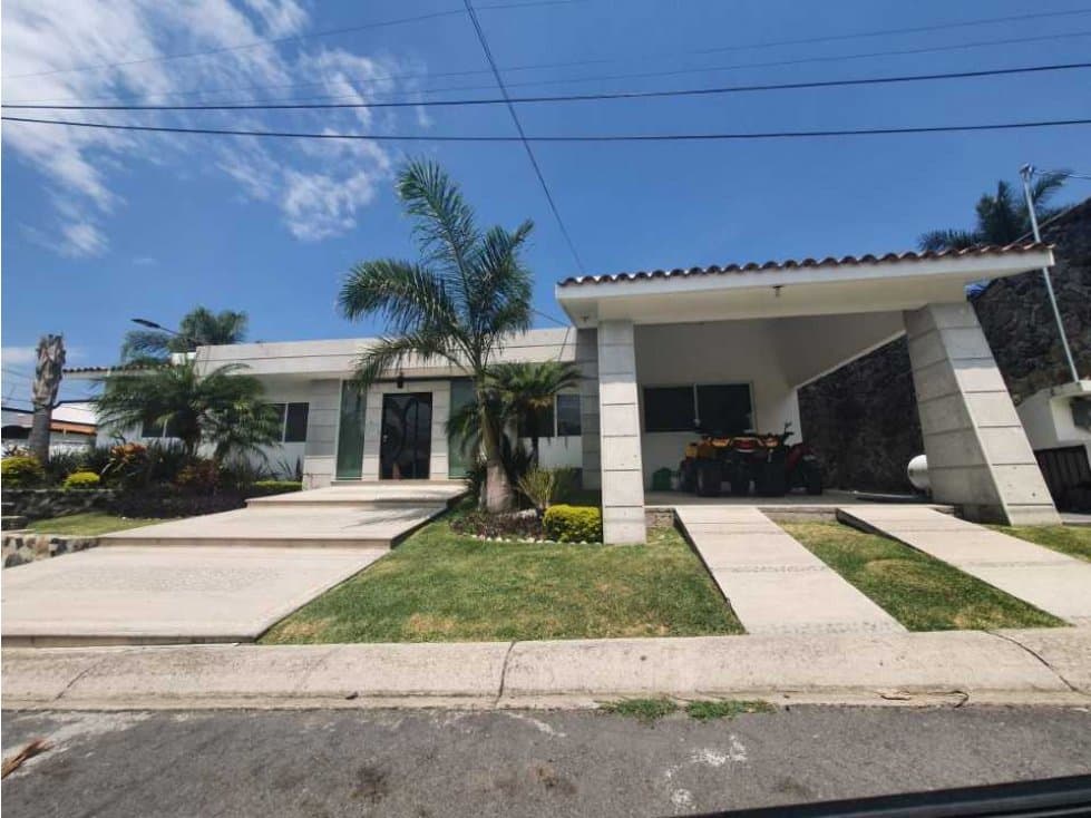 CASA EN VENTA EN LOMAS DE COCOYOC EN UN NIVEL - 1