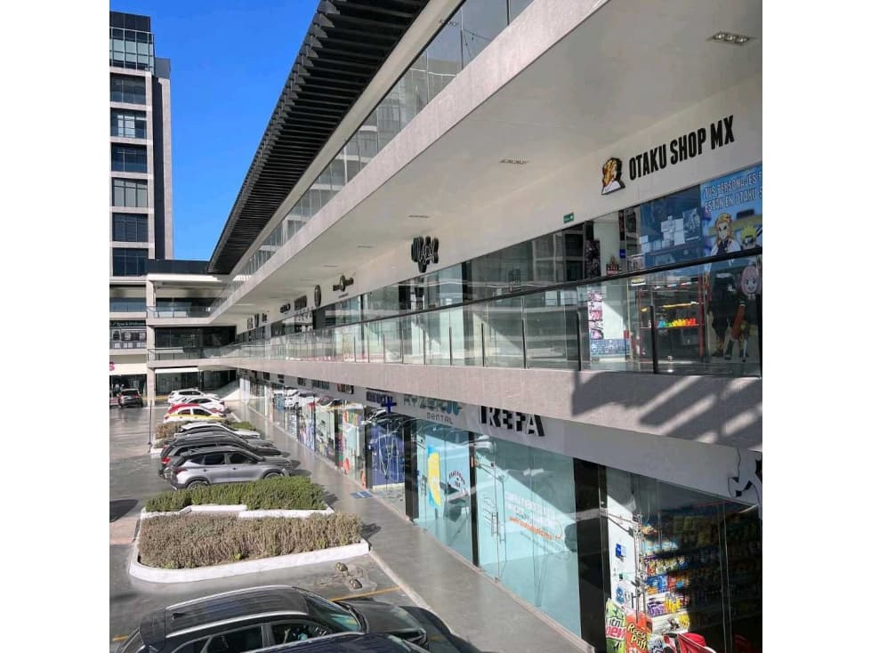 Renta de Oficinas en Saltillo , Plaza Santa Isabel.12,000.mas iva - 1