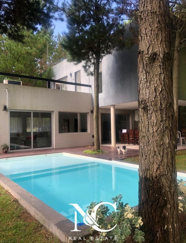 Casa en venta en Costa Esmeralda Residencial I - 1