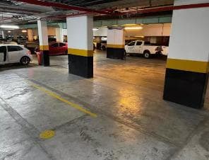 Cochera cubierta en venta - 20Mts2 - Puerto Madero - 1
