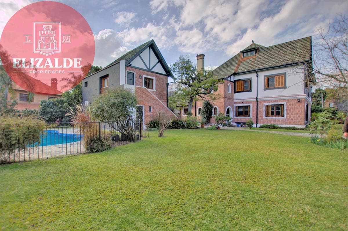 Ricardo Guiraldes y José Hernández - Casa Estilo Tudor - Venta - Acassuso - 1