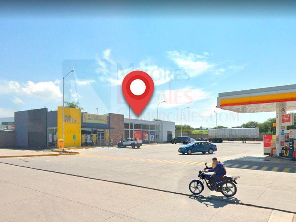 LOCAL EN RENTA GASOLINERA SILAO, GTO 188 M2 - 1